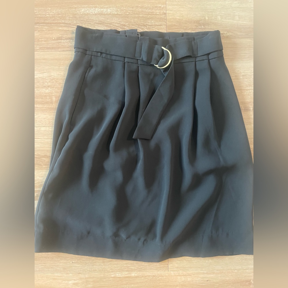 Black H&M Skirt with Pockets